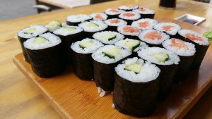 sushi-2246348_1920