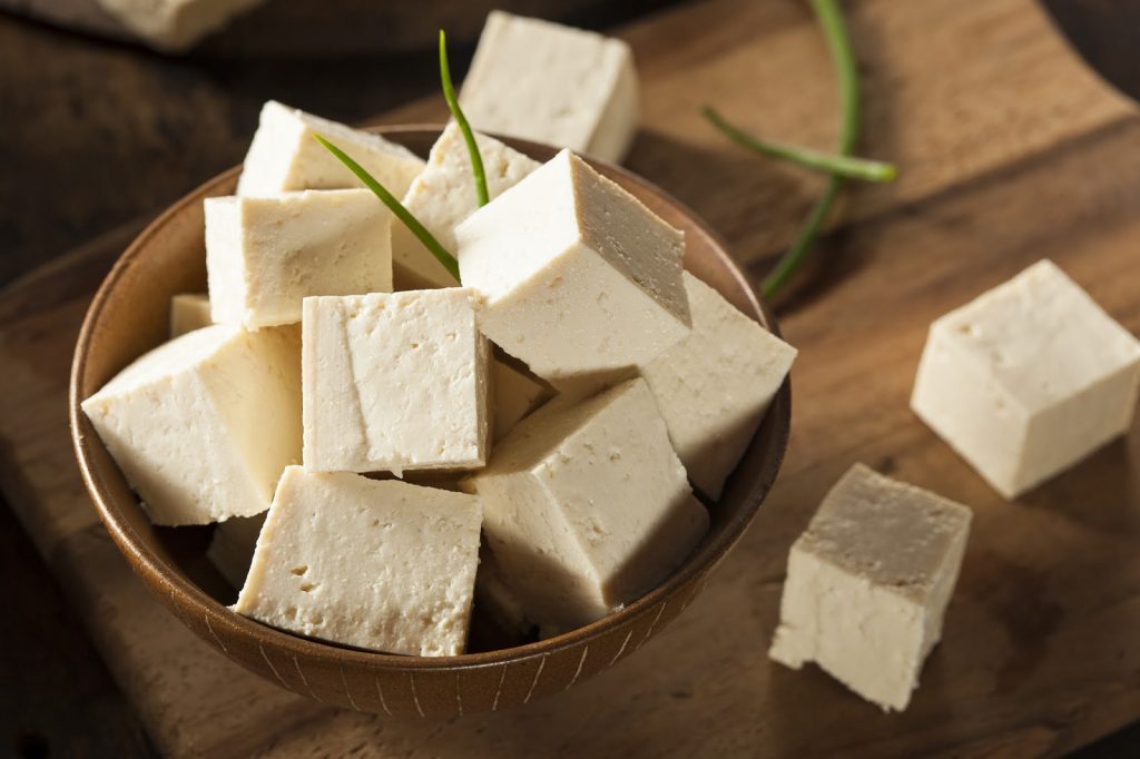 benefícios do tofu para a saúde